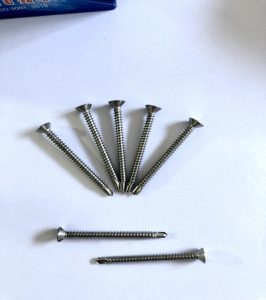 Đinh vít đuôi cá1